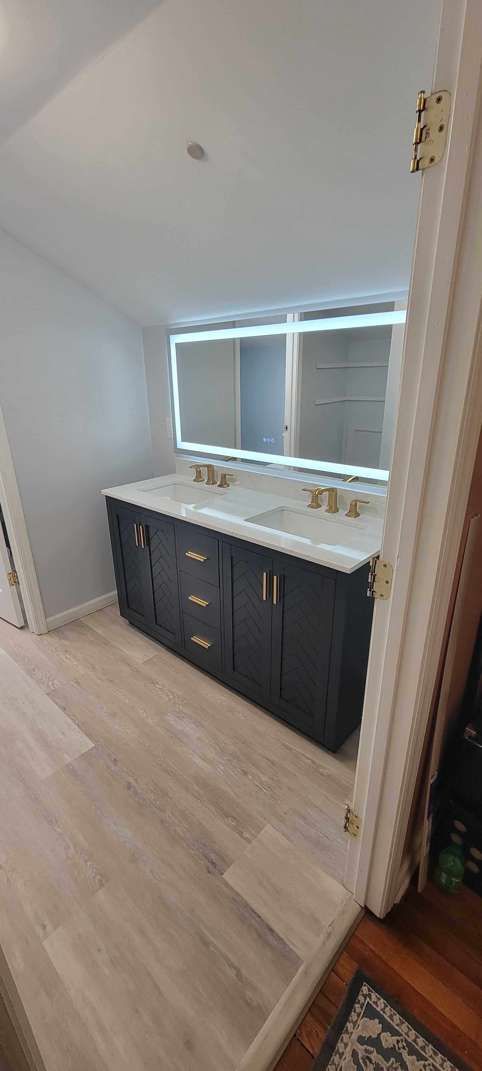 Interiors & Flooring project photo 2