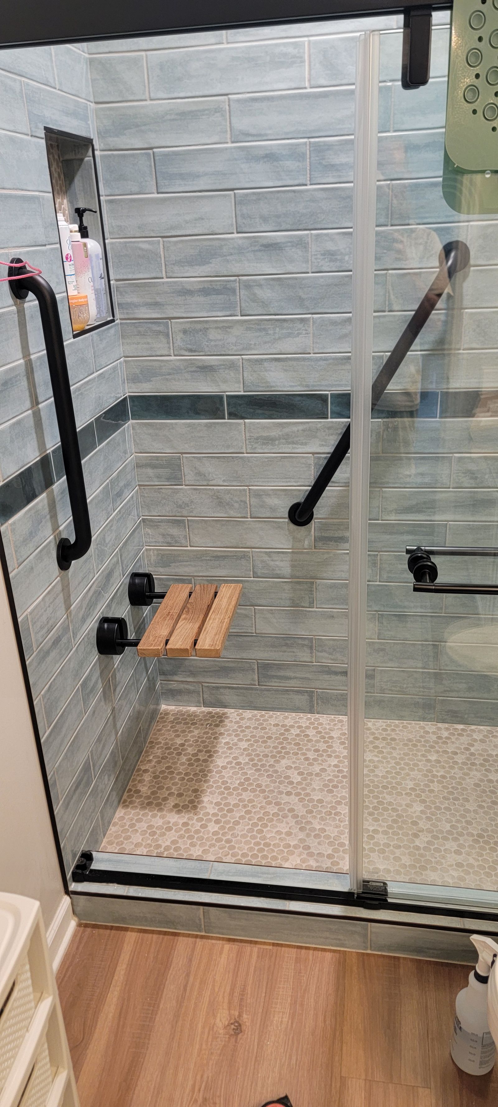 Doors, Windows & Bathrooms project photo 22