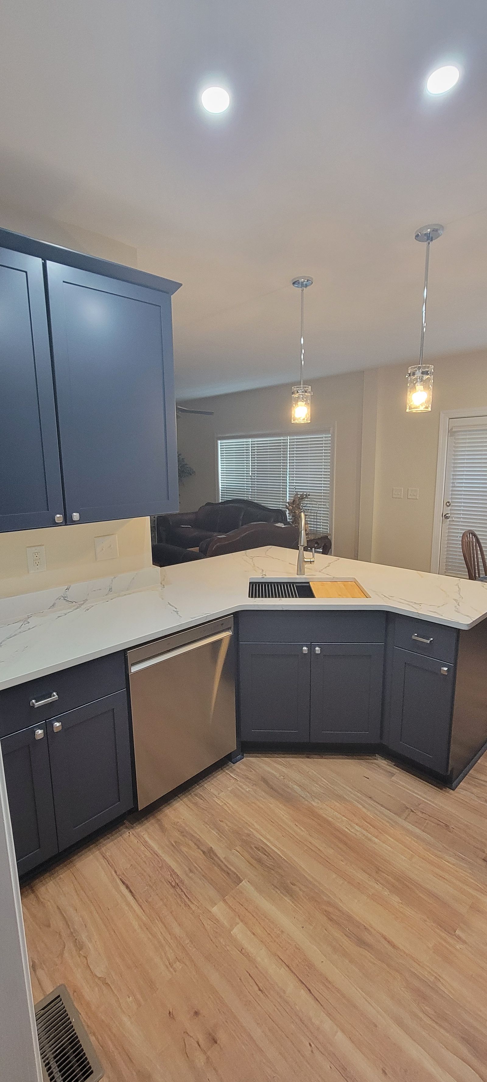 Kitchen Remodels project photo 32