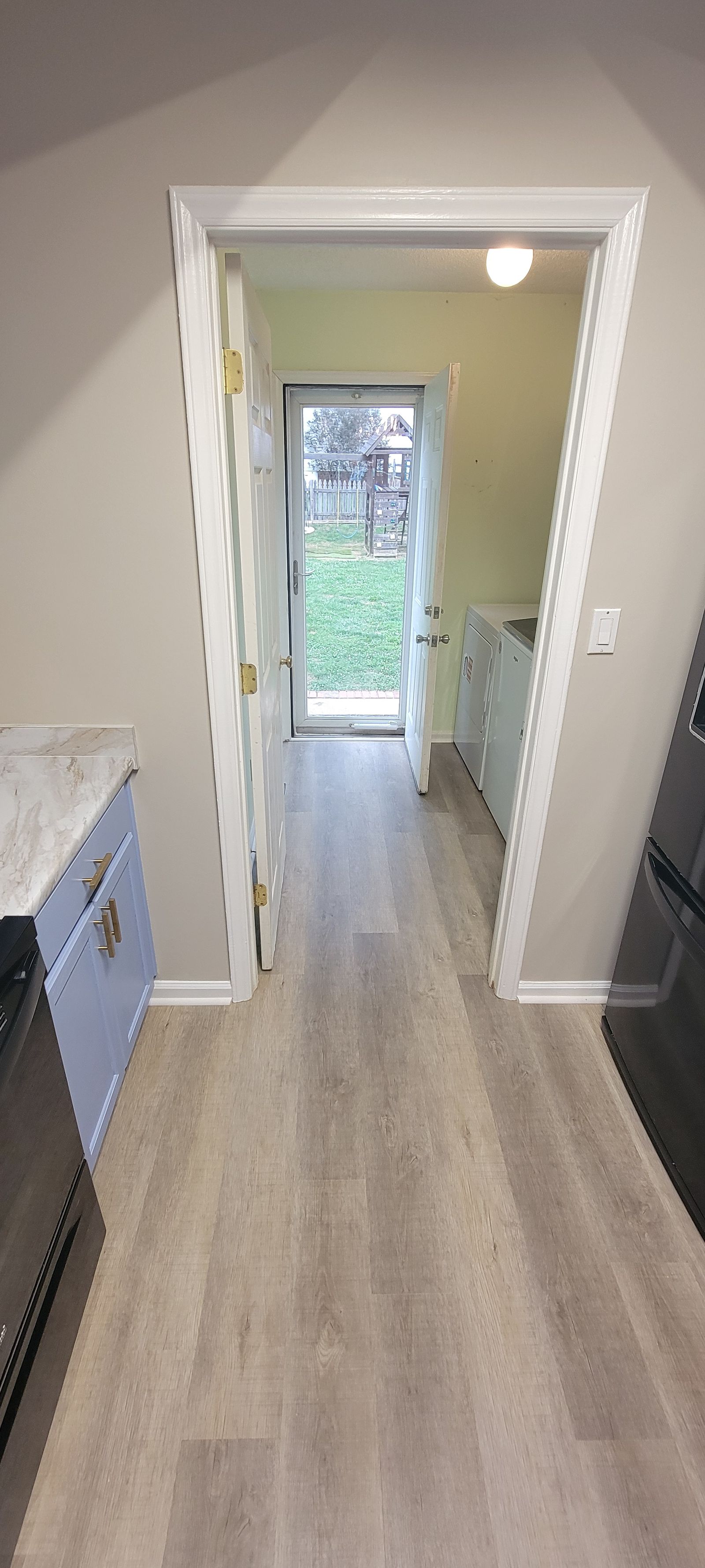 Kitchen Remodels project photo 42